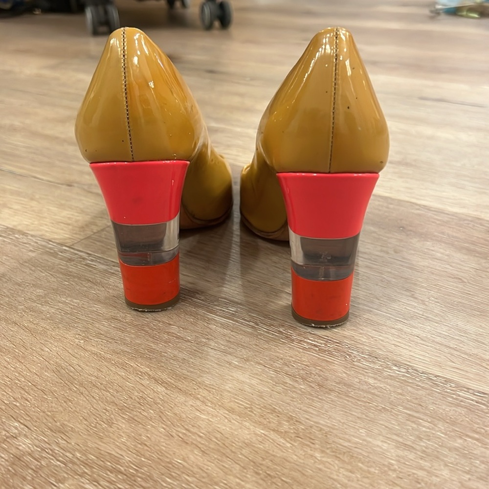 Kate Spade Colorblock Heel Pumps Nude Tan Red Statement Heels Size 6.5